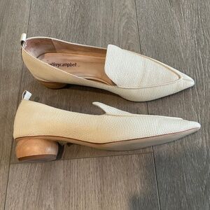 Jeffrey Campbell Viona Beige Lizard Pebbled Leather Pointed Toe Loafer Size 9